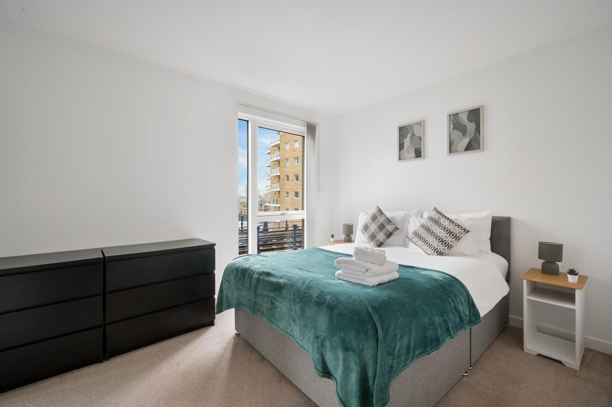 Canary Chic 2 Bedroom With Marina Views Appartement