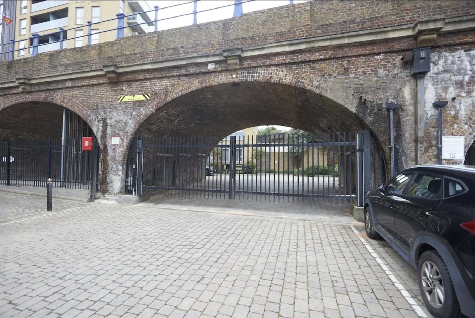 Appartement Canary Chic 2 Bedroom With Marina Views Londres